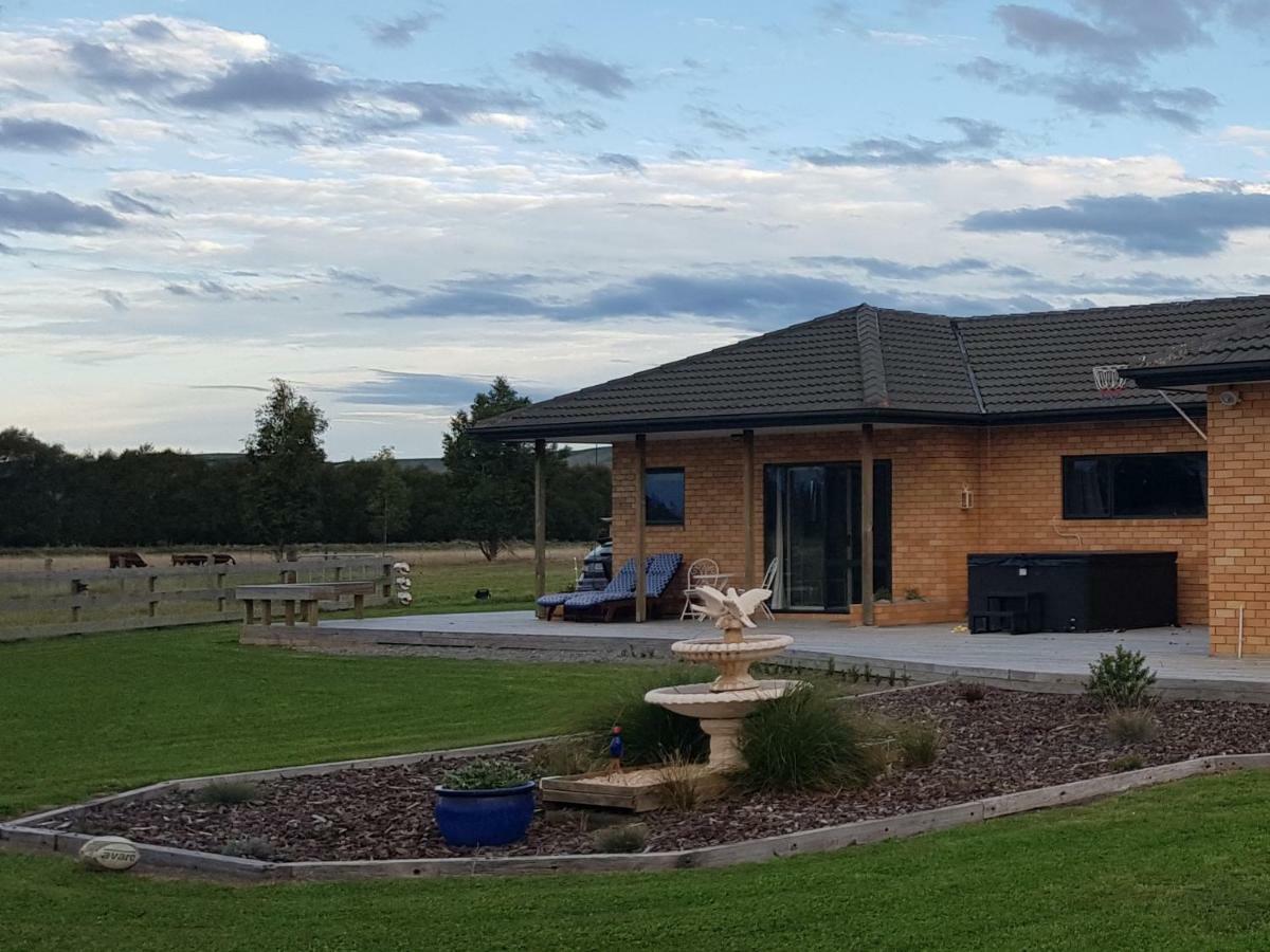 Bentleys Country Stay Hawarden Exterior photo